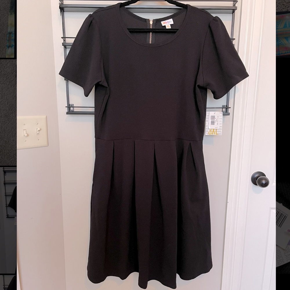 Lularoe NWT 3X Amelia - Noir Black